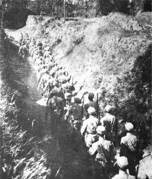 八路军115师参谋长周昆失踪案：未必携款潜逃<strong></p>
<p>三万法币</strong>，也许被人暗害