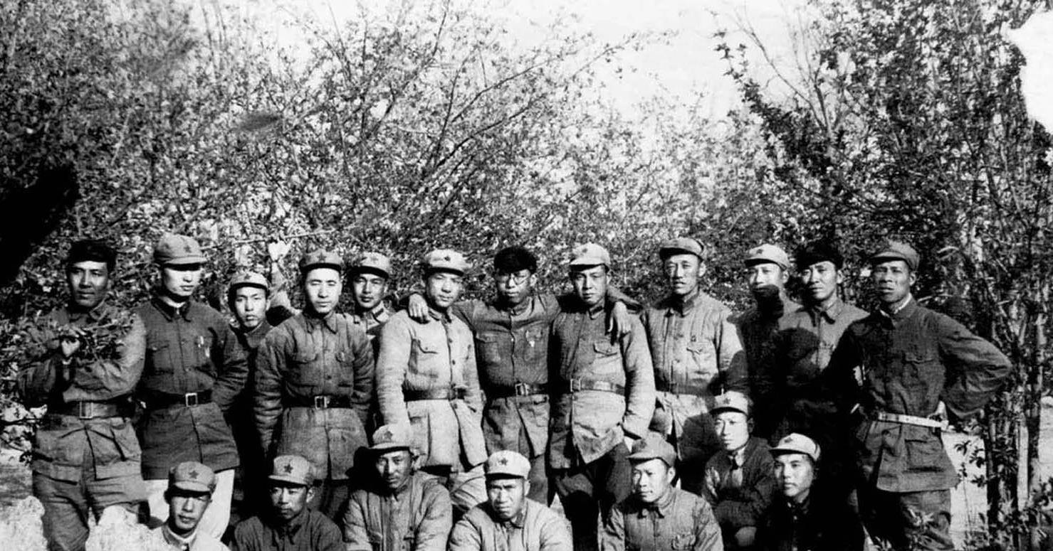 1938年八路军参谋长周昆<strong></p>
<p>三万法币</strong>，在抗战中携巨款神秘失踪，至今下落成迷