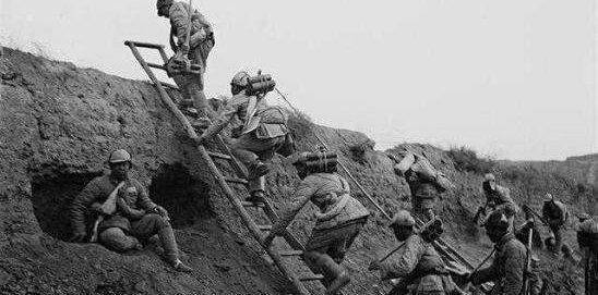 渡江战役歼敌43万<strong></p>
<p>三万法币</strong>，伤亡不到5万，打这座城歼敌13万，伤亡超过4万
