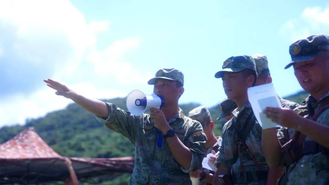 荒野“寻宝”<strong></p>
<p>如何看股票走势图</strong>！看官兵如何识图用图