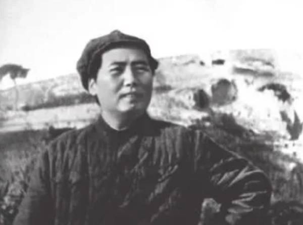 王立华：林彪、彭德怀都反对<strong></p>
<p>股票与基金</strong>，毛泽东何以赌上红军全部家底，决意东征？