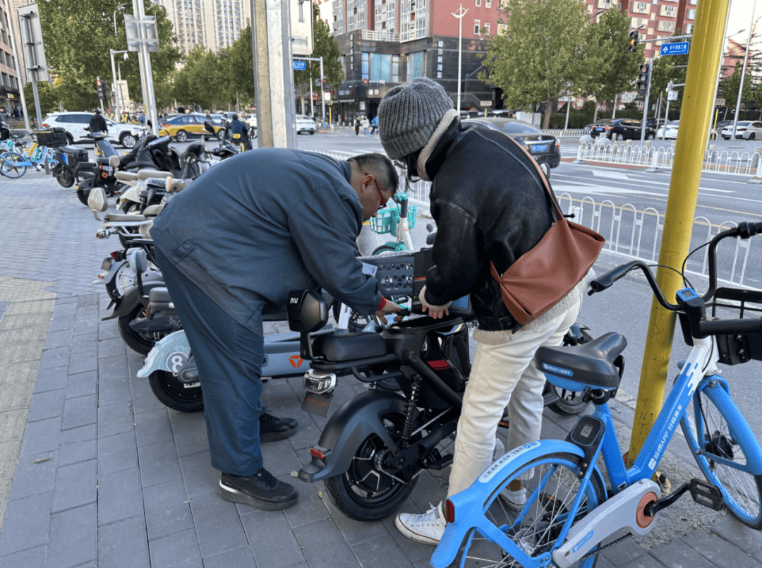 电动自行车“新规”即将实施<strong></p>
<p>环保股票有哪些</strong>，北京部分车管站“扎堆儿”上牌