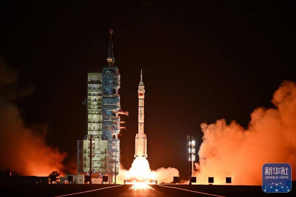 神舟十九号成功发射：采用6.5小时快速交会对接<strong></p>
<p>苏宁电器股票</strong>，是装载物资最多最重的一次