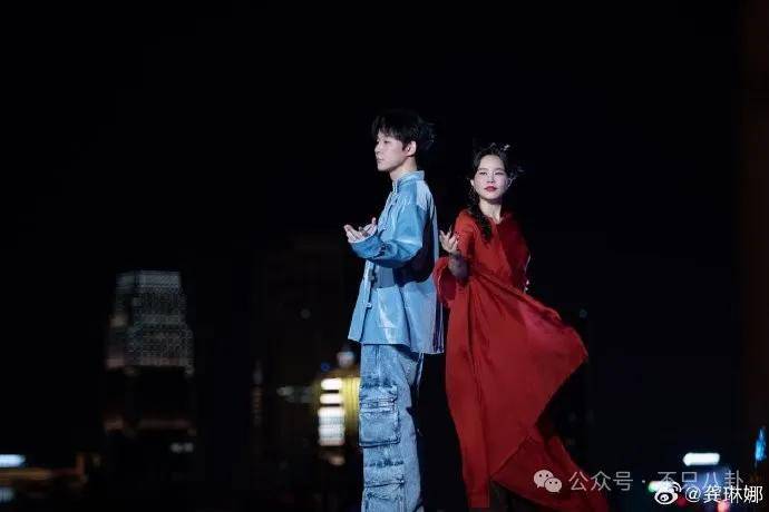 他们那么幸福恩爱<strong></p>
<p>苏宁电器股票</strong>，怎么突然离婚了……