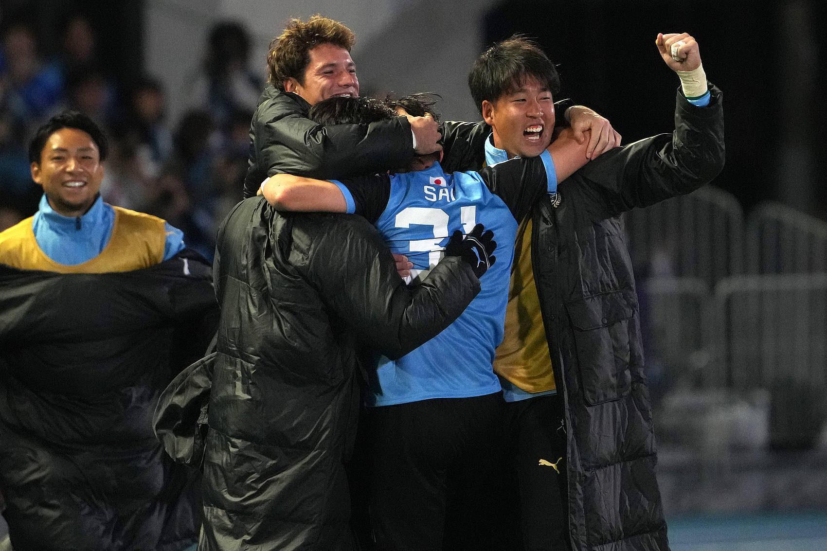 当头棒喝<strong></p>
<p>股票基本面</strong>！亚冠-巴尔加斯世界波遮羞 海港1-3川崎前锋