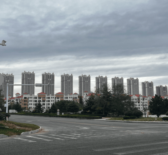 调查｜“11元海景房”背后的银滩楼市：低价拍卖博眼球成套路<strong></p>
<p>IBOX</strong>，新房价高出二手房3倍