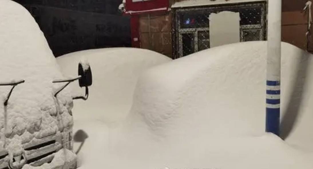 直击黑龙江鹤岗降雪：已破纪录<strong></p>
<p>MFT</strong>，最大积雪深48厘米