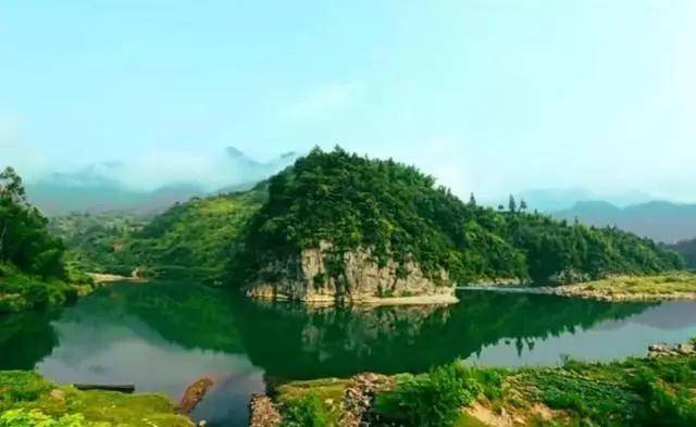贵州从江翻船事故乘客家属：嫂子的父母遇难<strong></p>
<p>OPENSEA</strong>，暂不知事故原因