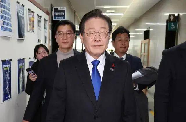 尹锡悦险中求稳：戒严风波逆转<strong></p>
<p>数藏</strong>，国民力量党撑腰，李在明盼破局！