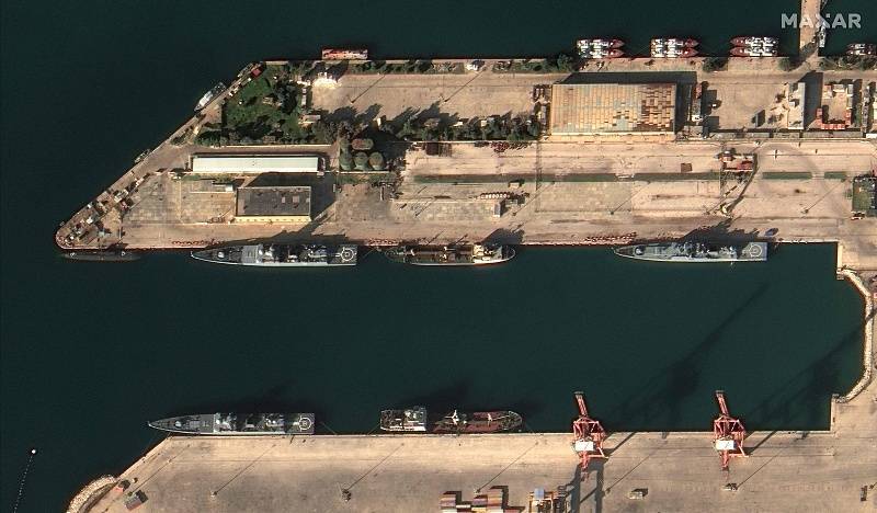 卫星图像显示：俄海军舰艇已离开叙海军基地<strong></p>
<p>百度超级链</strong>，部分在近海下锚