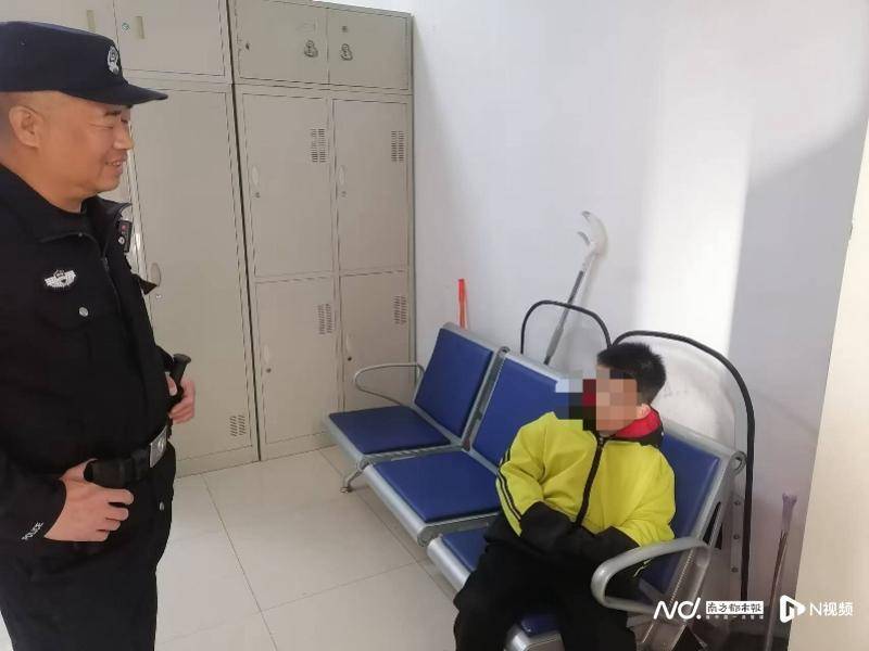 北京7岁男孩因作业不合格怕挨批独自外出<strong></p>
<p>百度超级链</strong>，铁路警察帮忙寻回