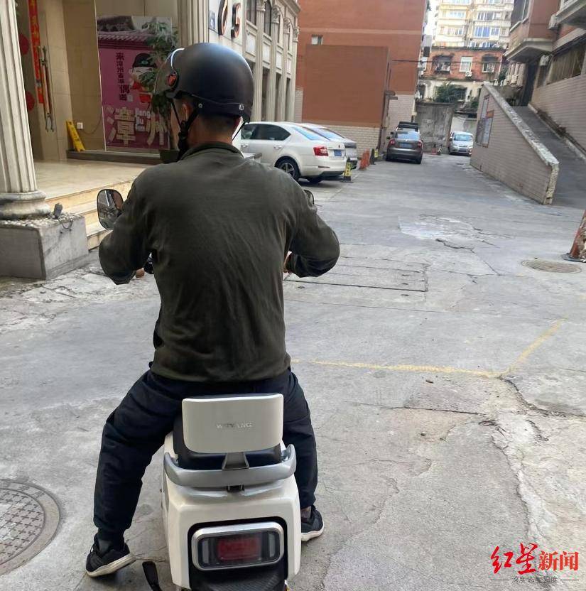 制售“八宝丹”<strong></p>
<p>百度超级链</strong>，福建四名公职人员获刑，一教师被判刑8年罚款80万元