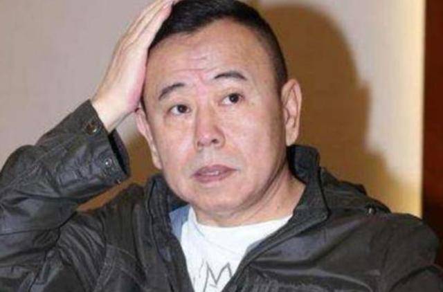 潘长江：我钱花一辈子也花不完<strong></p>
<p>唯一艺术平台</strong>，如今67岁却越活越“糊涂”了