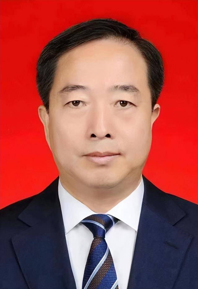 太原市委常委、副市长杨继承<strong></p>
<p>十八数藏</strong>，拟任新职