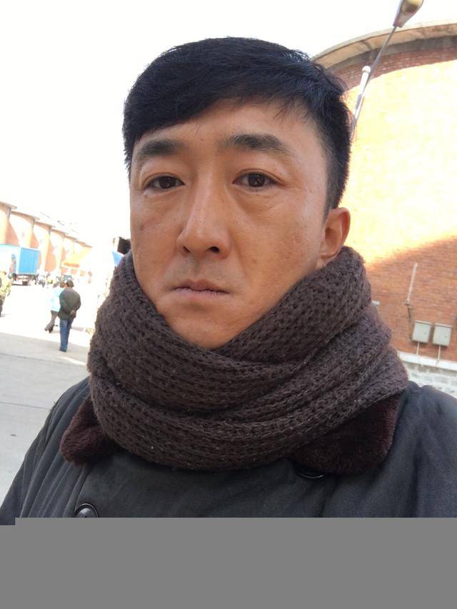 他是知名演员<strong></p>
<p>物联网</strong>，40岁二胎得女，41岁突然离世将悲痛留给妻子与儿女