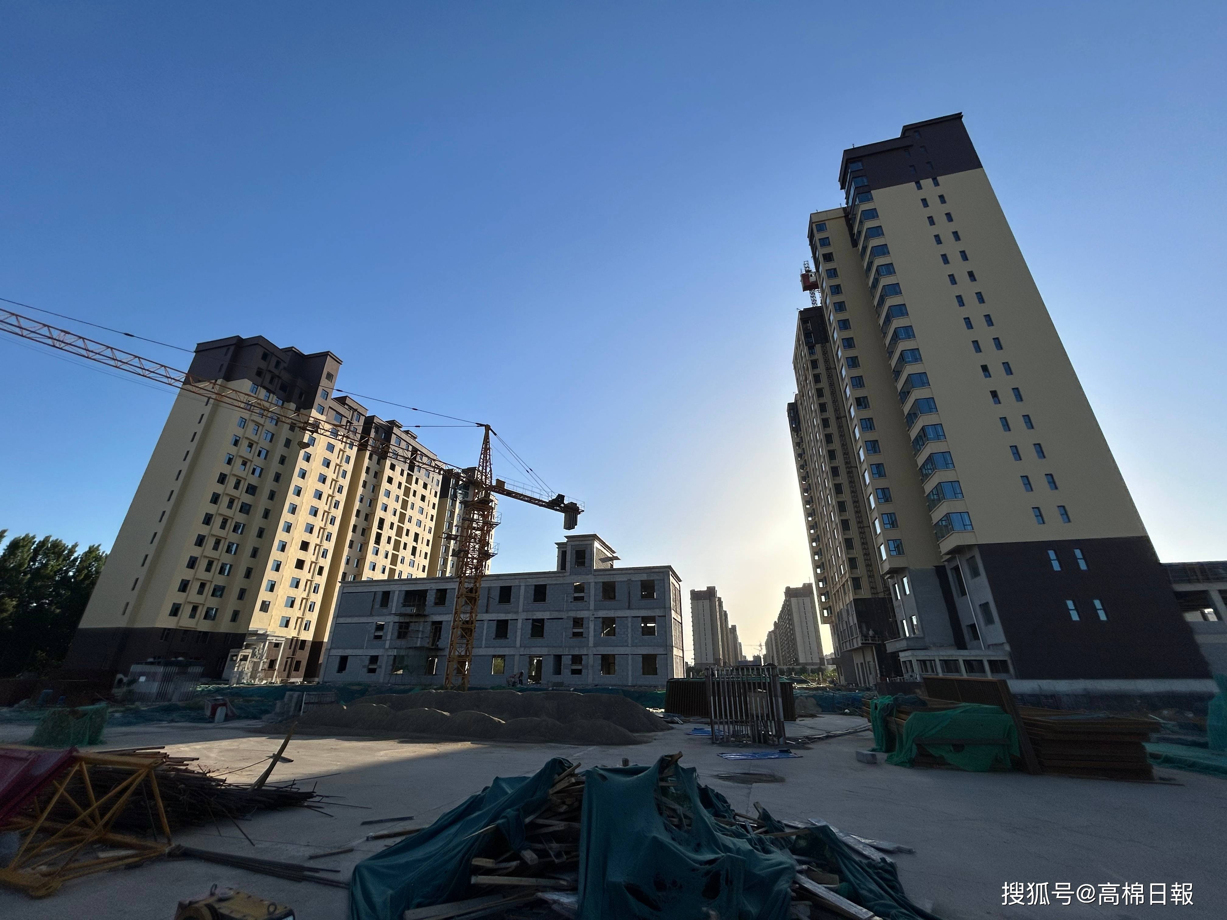 “最美政法干警”索贿无度<strong></p>
<p>区块链技术</strong>，野蛮查封企业资产引发关注
