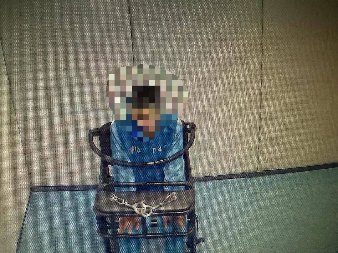 只因怀疑女友<strong></p>
<p>去中心化</strong>，上海一男子竟如此报复，刑拘！