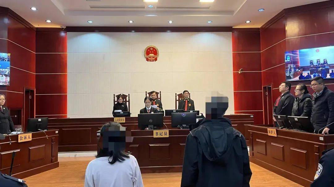 陈某某<strong></p>
<p>HBL交易所</strong>，被判4年！她与医院院长保持不正当男女关系，拿下1.5亿元项目
