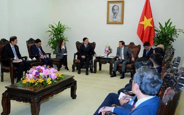 越南突然表态<strong></p>
<p>META</strong>，做出重大决定，美国慌了：中方C919将成大赢家？