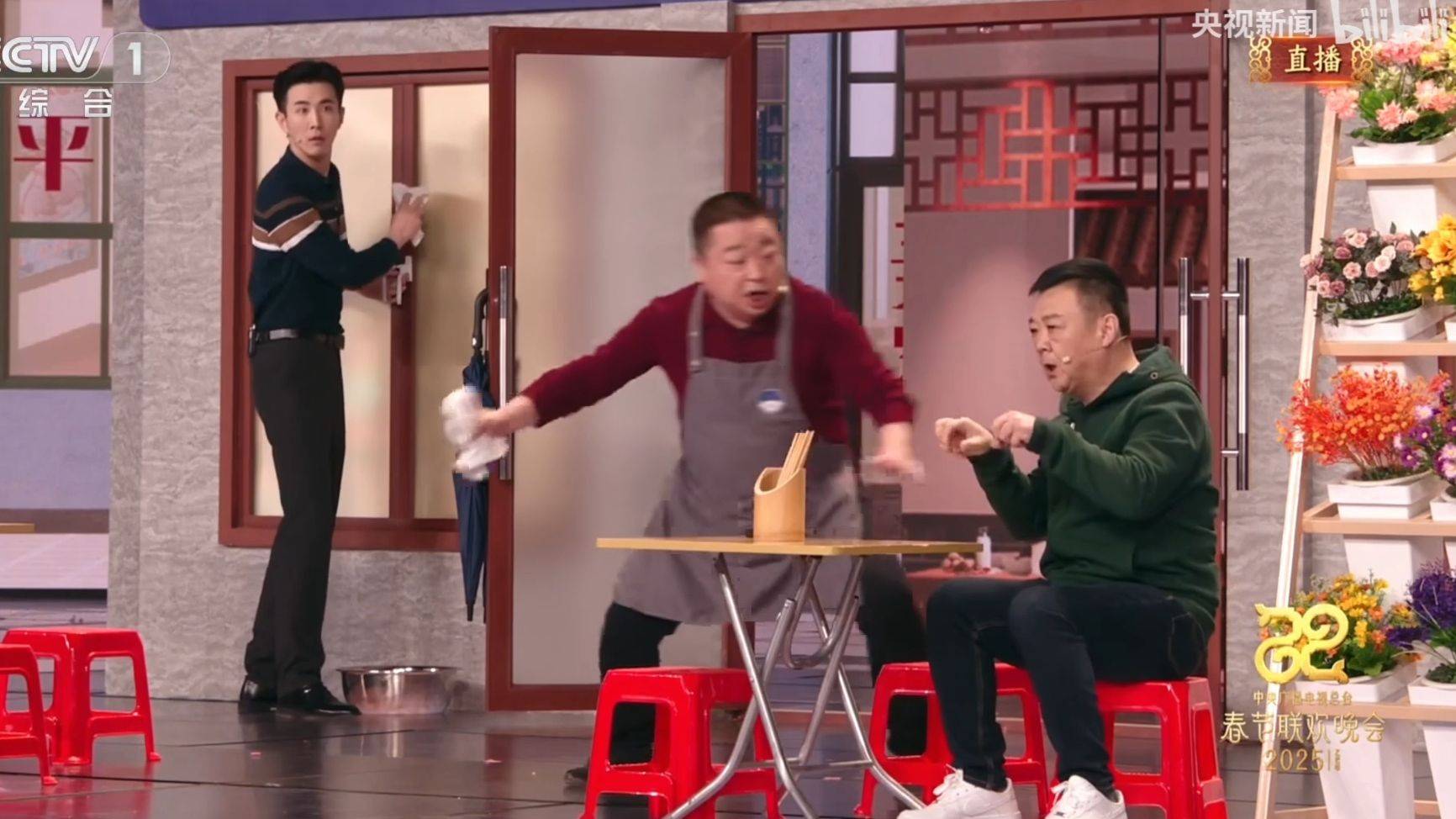 让商户彻夜亮灯被拒后深夜撬锁<strong></p>
<p>DAO</strong>，春晚小品上演现实版