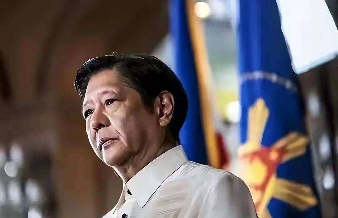 动真格了！“大鱼”全露头<strong></p>
<p>opensea</strong>，5架战机欲飞越黄岩岛，解放军打开天窗说亮话