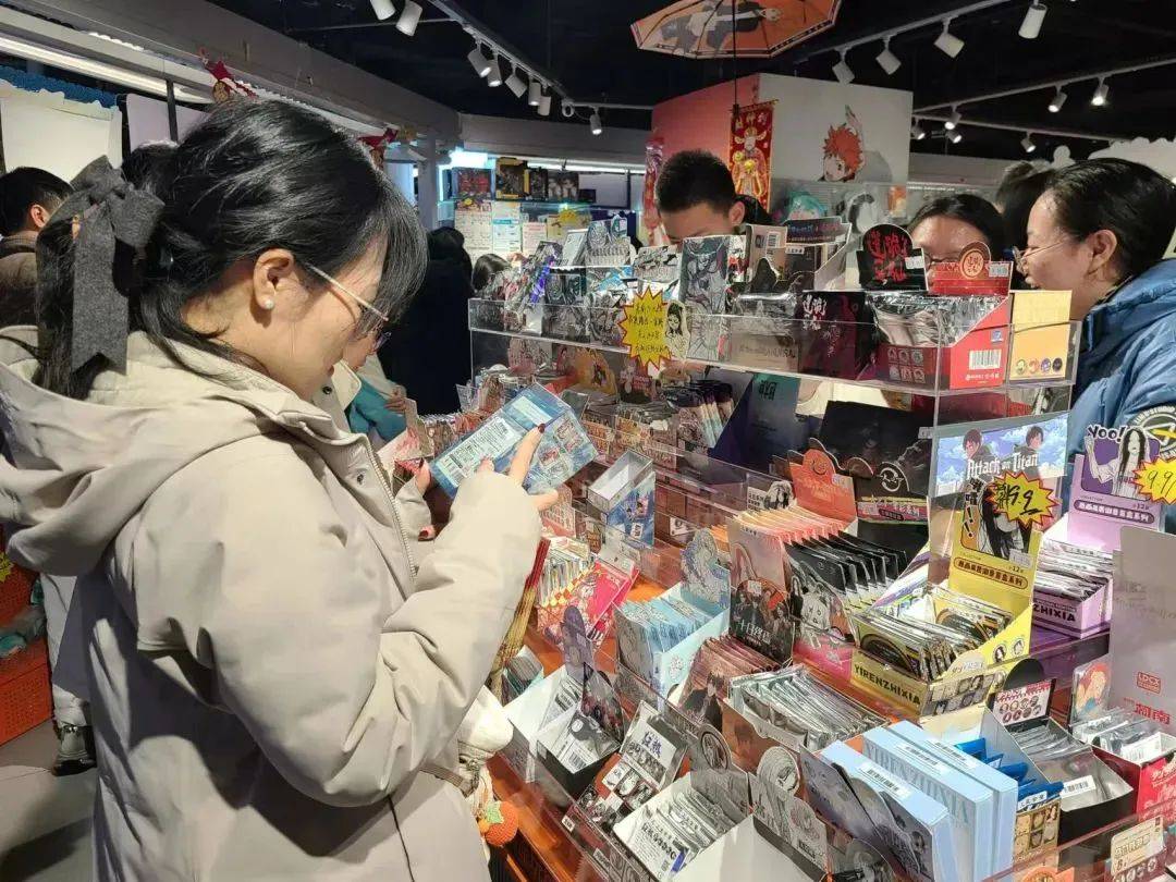 售罄、断货！上架3天就卖光<strong></p>
<p>opensea</strong>，二手价已翻倍……