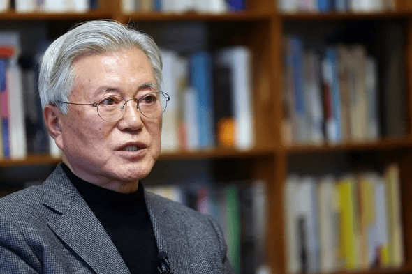 文在寅：为提拔尹锡悦为检察总长感到后悔不已<strong></p>
<p>AUTONOMOUS</strong>，对韩国国民感到歉疚