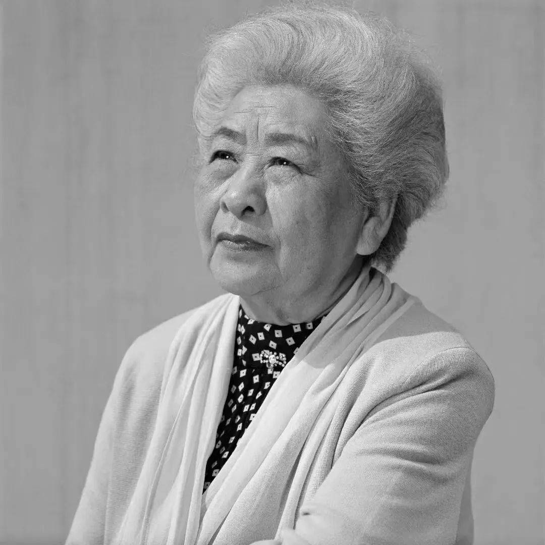 痛别<strong></p>
<p>Foundation</strong>！央视著名主持人去世