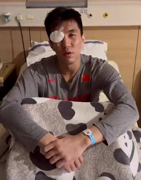 郭艾伦再次发声：弄伤<strong></p>
<p>币安app下载</strong>我的人没发过一条道歉短信