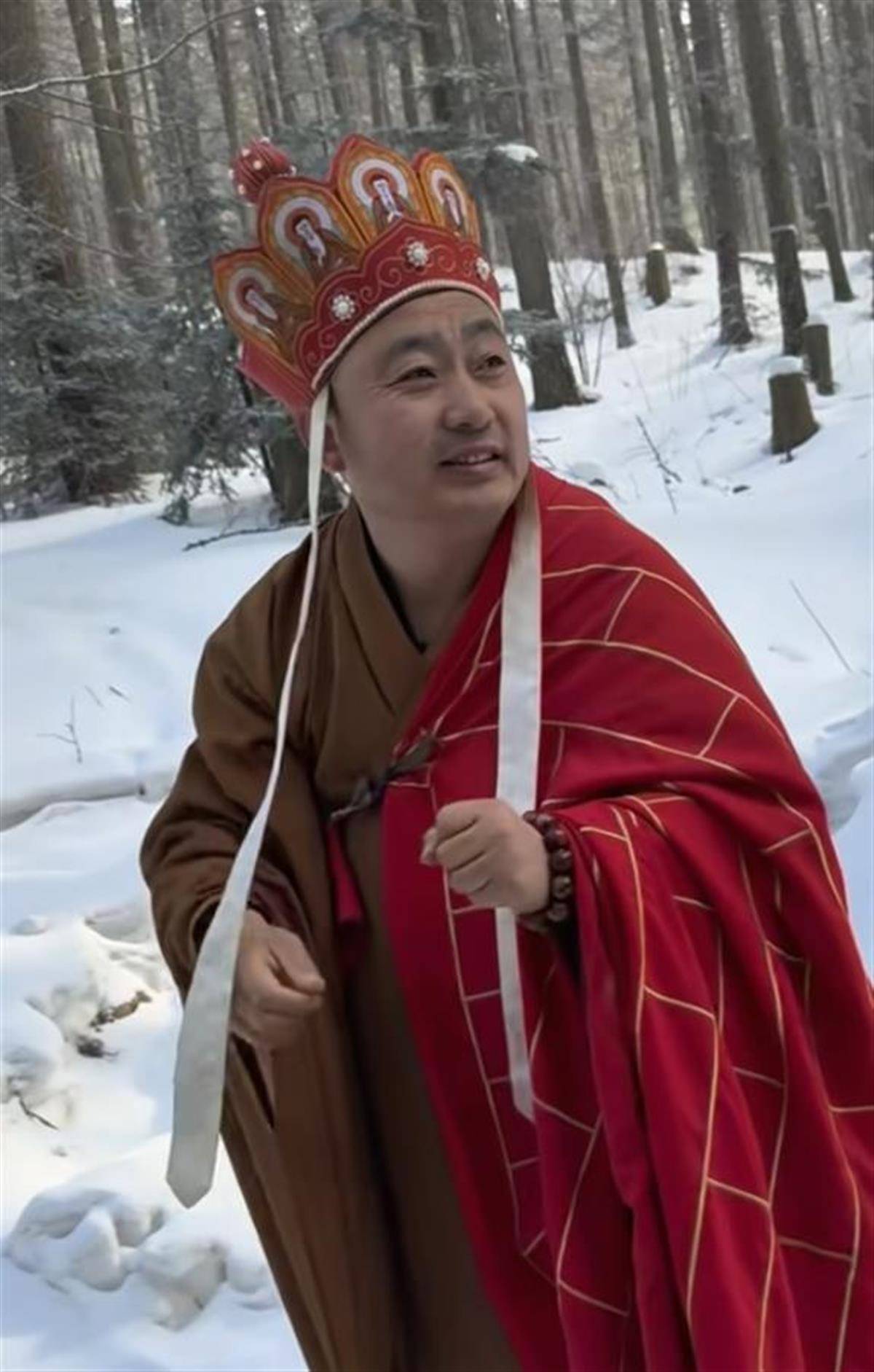 河南网红“越野唐僧”不幸去世<strong></p>
<p>币安app下载</strong>，家人：在外地出租屋突发心梗