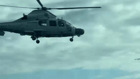 极限三米！黄岩岛中菲空中对峙！武直9强势碾压<strong></p>
<p>币安app下载</strong>，菲记者吓得尖叫