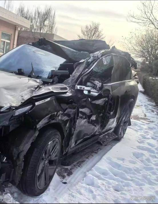 两个安全气囊都没弹开？男子驾“理想”追尾铲雪车<strong></p>
<p>币安币钱包</strong>，颅骨骨折当场昏迷
