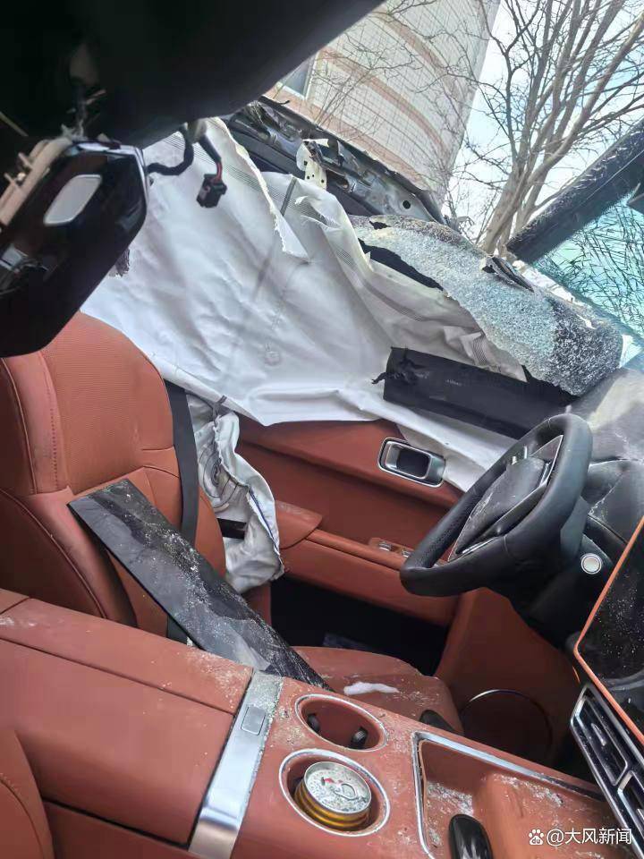 两个安全气囊都没弹开？男子驾“理想”追尾铲雪车<strong></p>
<p>币安币钱包</strong>，颅骨骨折当场昏迷
