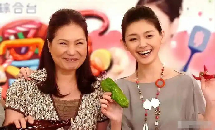 S妈回应抚养权和遗产官司 直言死<strong></p>
<p>安币交易所</strong>了一个孝顺女儿心痛不已
