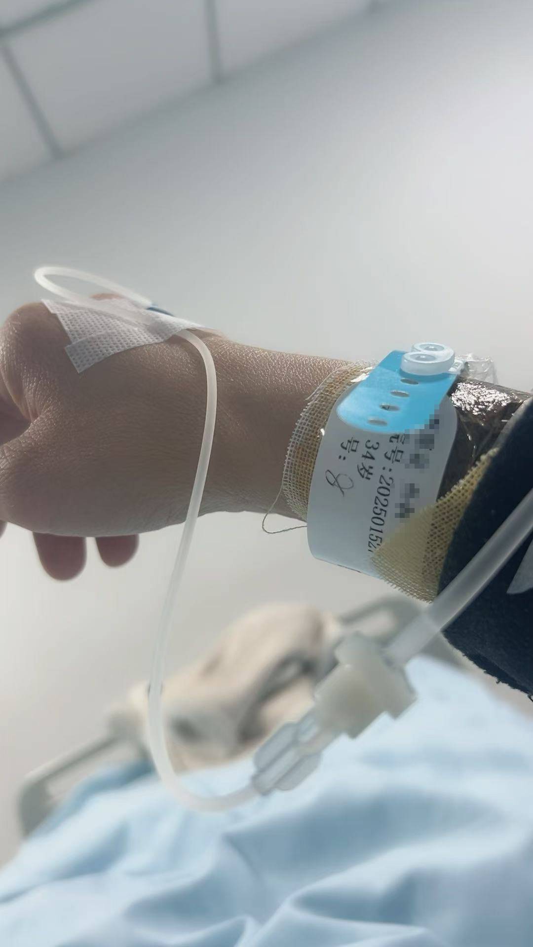 山东一单亲妈妈直播间阻止网友辱骂“唐宝”少年遭上门殴打<strong></p>
<p>币安BNB</strong>，警方：已受理案件，正调查