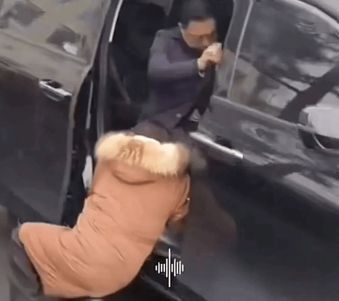 陕西一​县委书记被拦车抱腿？官方披露：吕某某编造传播谣言<strong></p>
<p>币安网交易</strong>，已被追究法律责任