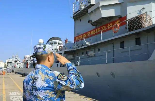 台媒嘲笑：中国055从澳洲回来后生锈豆腐渣工程<strong></p>
<p>黄金交易所</strong>？真相被全网耻笑