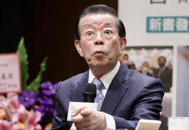 赖清德“独火”烧裂民进党<strong></p>
<p>美联储黄金</strong>，谢长廷倒戈拆台，台湾风向悄然变天？