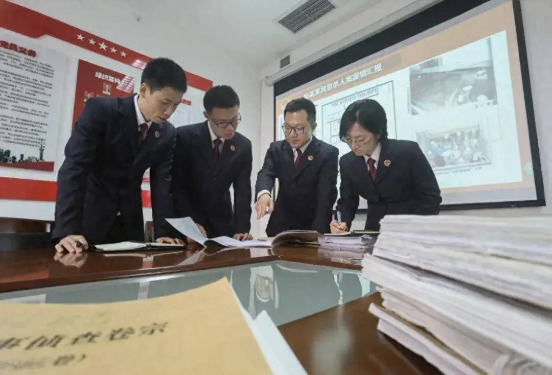 核准追诉！重庆一男子24年前连杀5人<strong></p>
<p>周大福股票</strong>，一审被判死刑