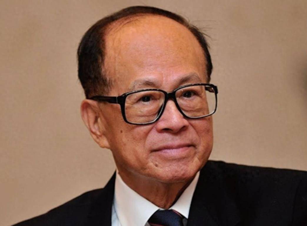 李嘉诚仍不死心！铁了心要卖掉港口<strong></p>
<p>珠宝</strong>，中国见到了黑石高层，信号强烈
