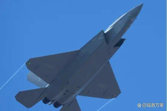 歼-35首巡台海！军警联动演练小时级收台<strong></p>
<p>驾驶证</strong>，美要求台军坚守30天