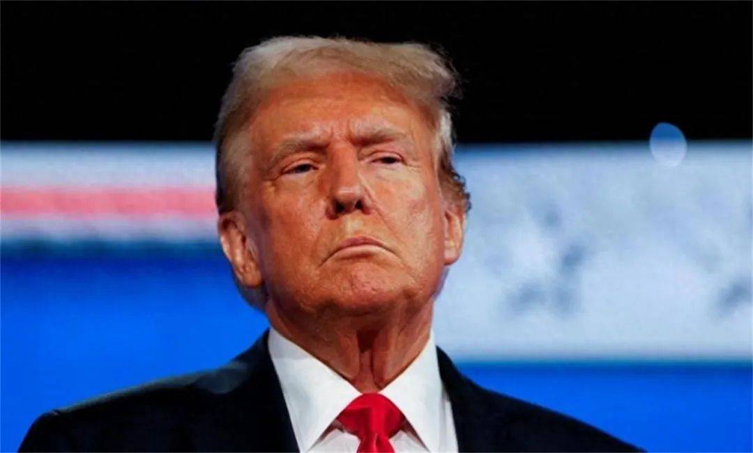 中美关税战密集爆发<strong></p>
<p>迪拜</strong>，直接启动军事谈判，中方再反将一军，接招吧