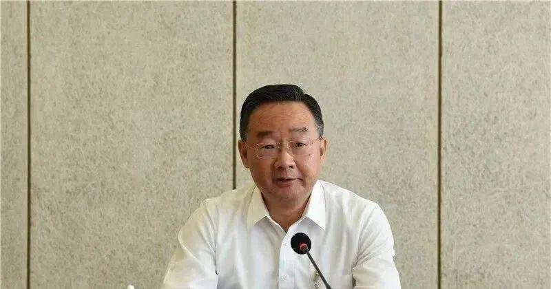 任上被查<strong></p>
<p>乌克兰</strong>，受贿数额特别巨大！农业农村部原部长唐仁健被公诉