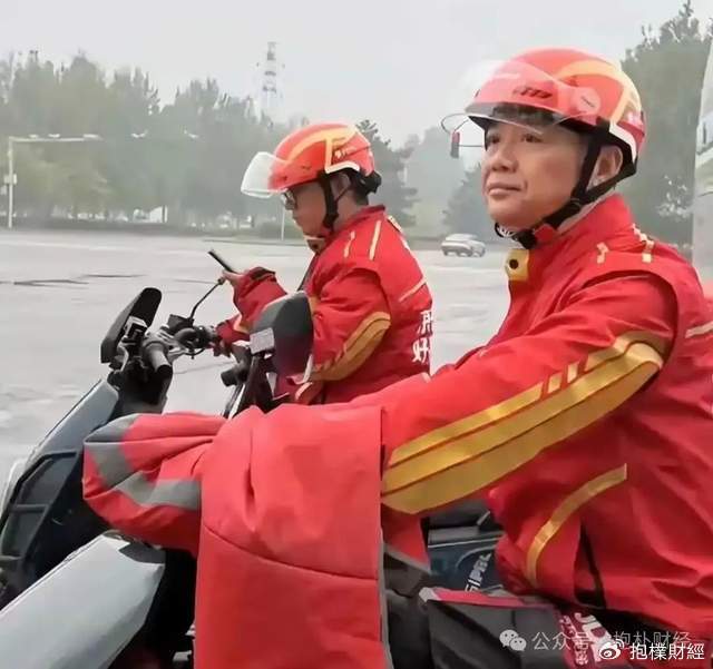 刘强东吃了一顿“价值上亿”的火锅之后<strong></p>
<p>柬埔寨</strong>，京东外卖崩了