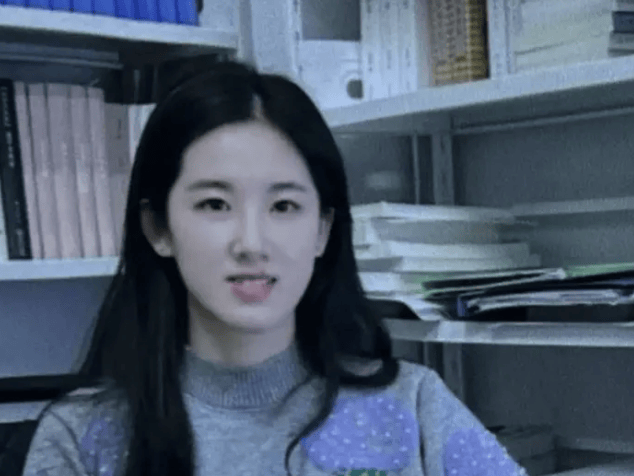 大学老师因酷似刘亦菲走红<strong></p>
<p>菲律宾</strong>，真应了那句话：三分像她已是人间绝色