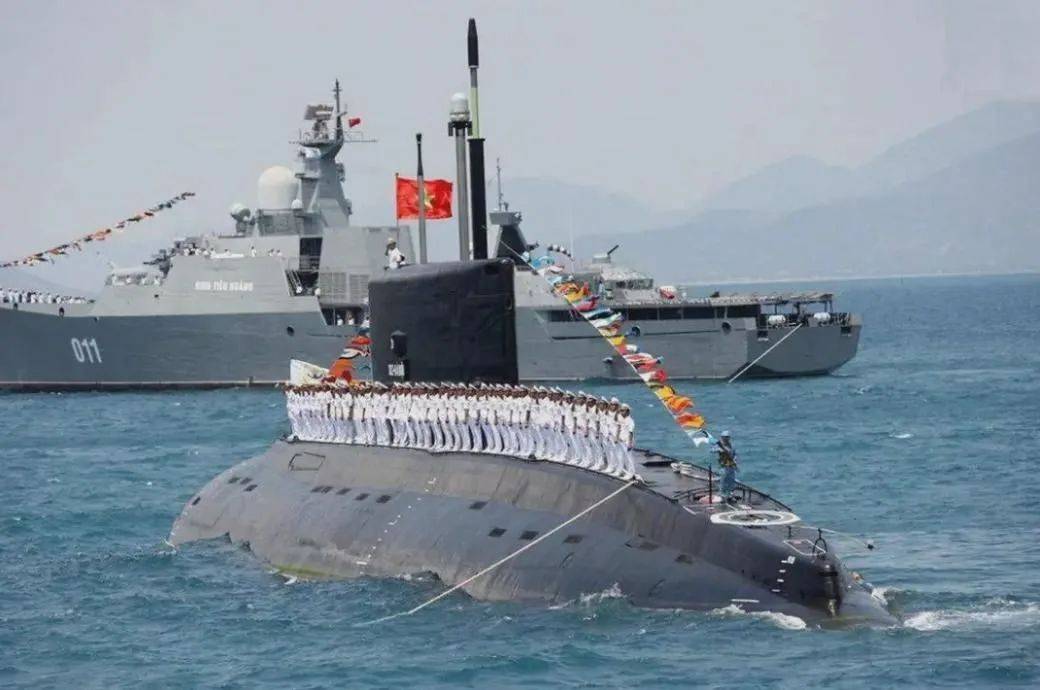 美越刚刚谈完<strong></p>
<p>菲律宾</strong>，越南用实际行动向解放军证明，什么叫对华头等优先
