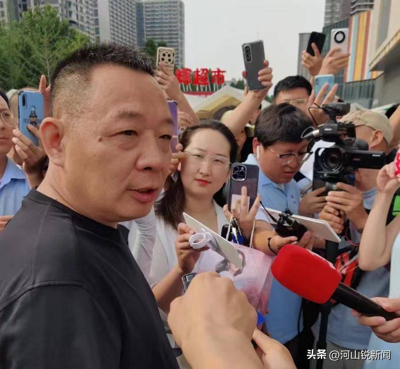 于东来事件大结局？官方表态！才被疑偷漏税<strong></p>
<p>长江</strong>，胖东来总算不用关了