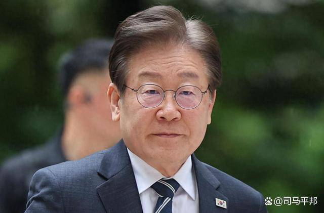 金正恩思虑再三<strong></p>
<p>凤凰古城</strong>，红场阅兵还是不去了，但不忘给普京送上一份厚礼