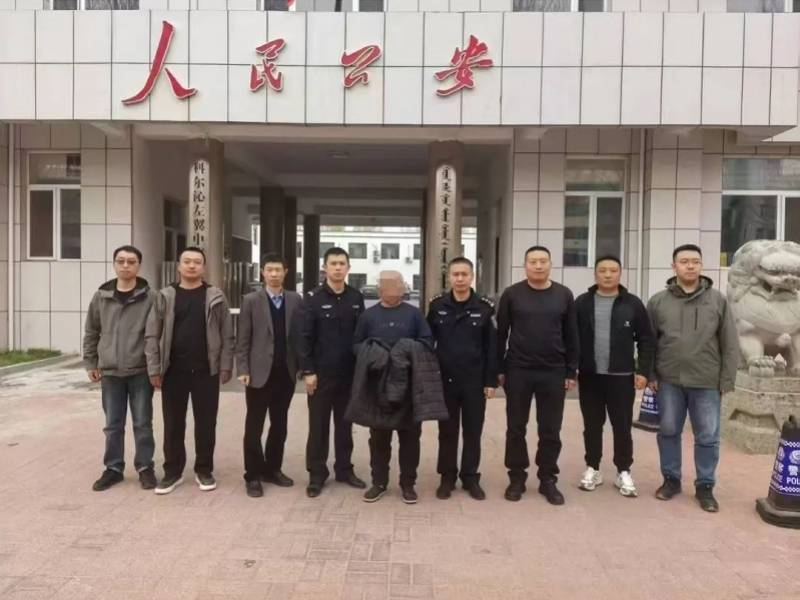 男子企图强奸女子遭反抗<strong></p>
<p>云南大理</strong>，将对方杀死后潜逃21年！已被批捕