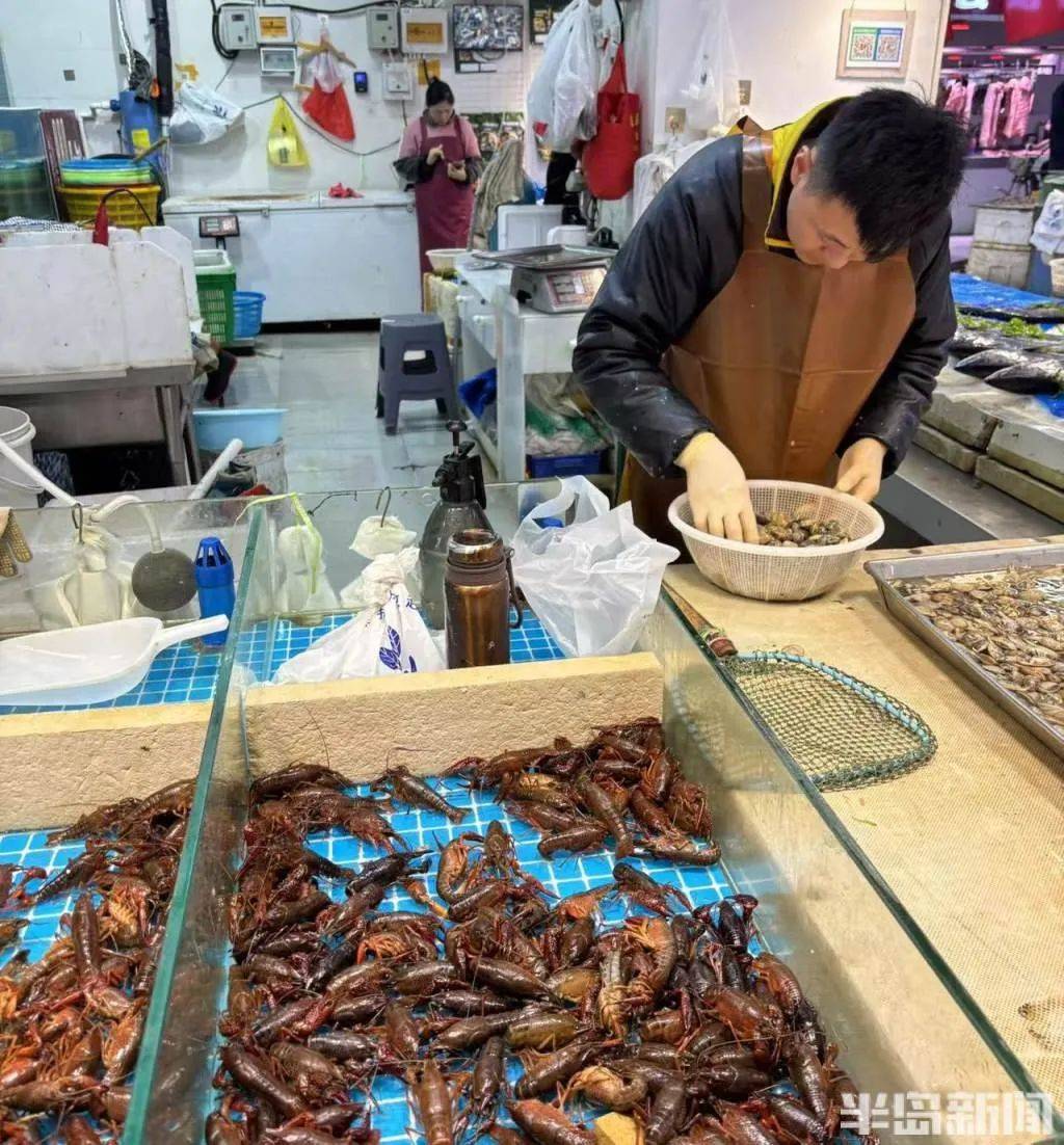 价格暴跌近50%<strong></p>
<p>大理寺</strong>！“接下来还会降”！青岛正大量上市……